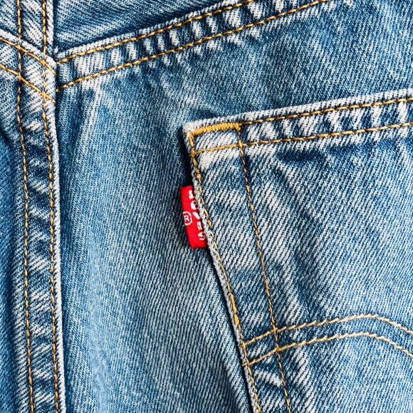 ❤️ Riley Vintage Levis re-done cut off highrise shorts, Size 29 H45 - Picture 7 of 11